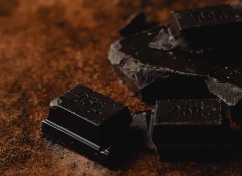 https://shp.aradbranding.com/خرید و فروش شکلات تلخ دارک با شرایط فوق العاده